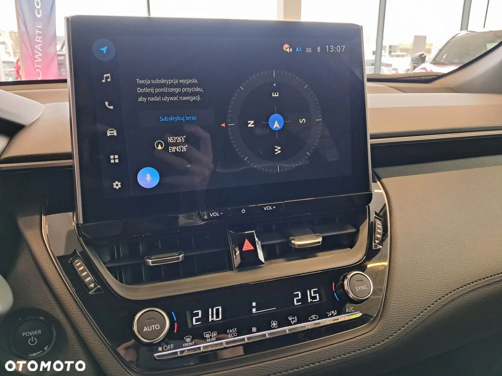 Toyota Corolla Cross 2.0 Hybrid GR Sport - 18