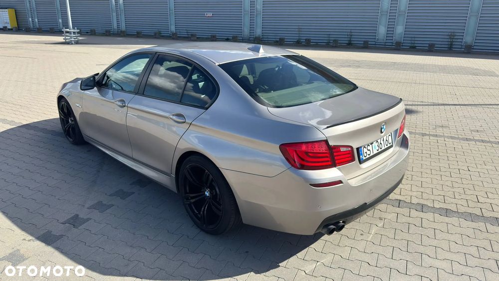 BMW Seria 5 520i - 4