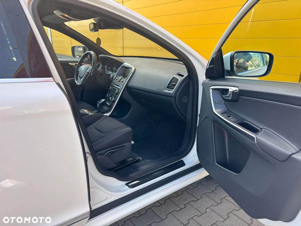Volvo XC 60 D4 Drive-E Summum - 30