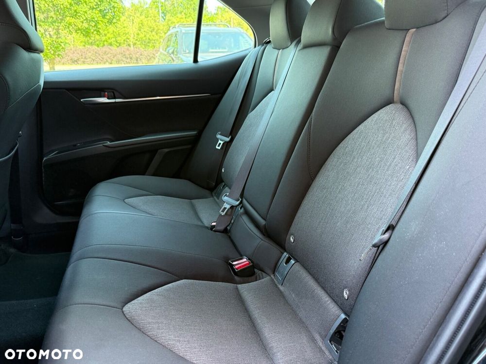 Toyota Camry 2.5 Hybrid Comfort CVT - 11