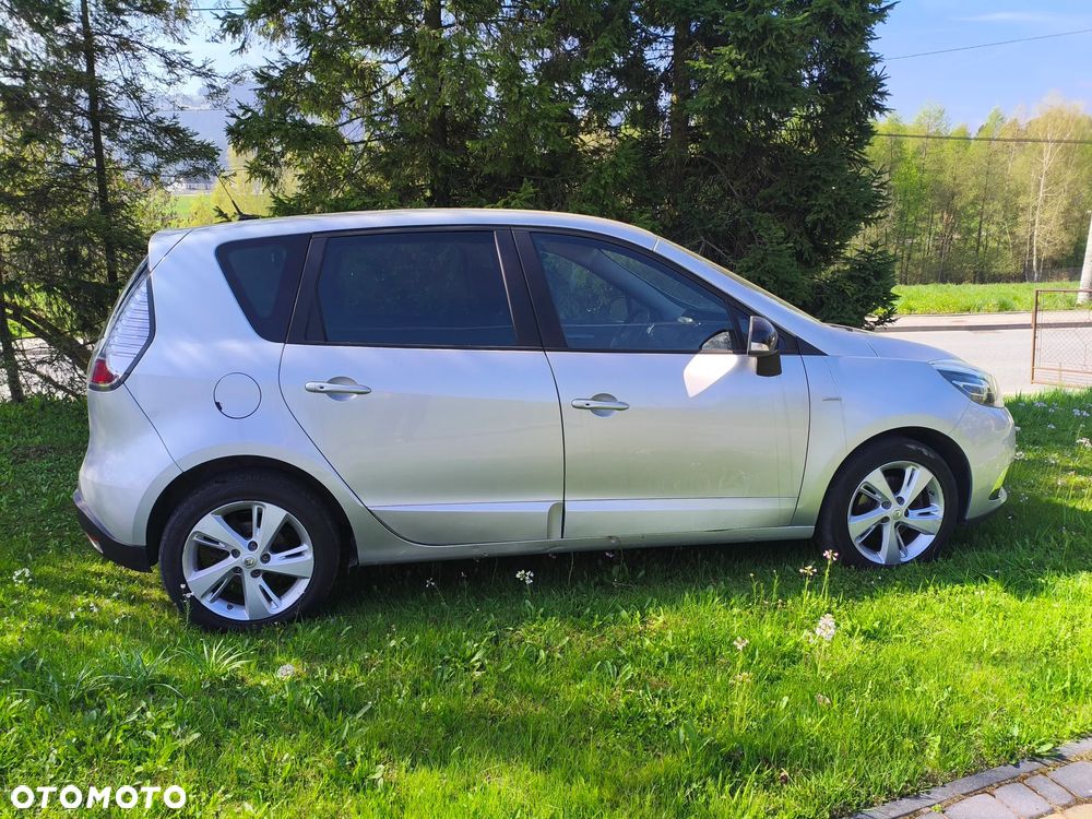 Renault Scenic dCi 110 LIMITED - 11