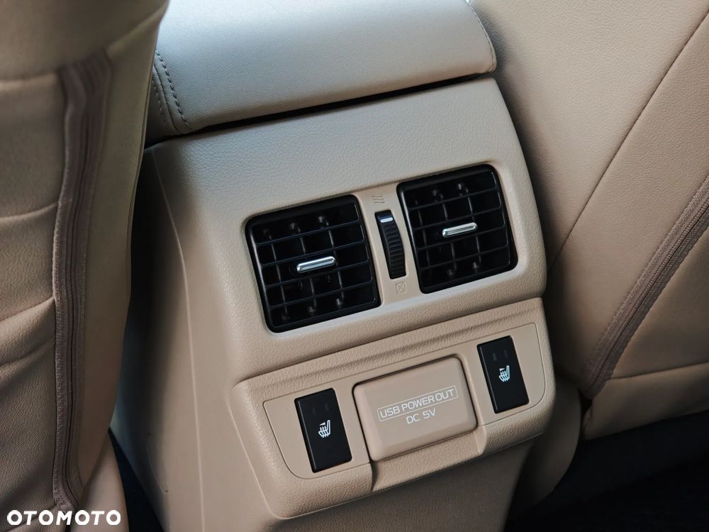 Subaru Outback 2.5i Exclusive (EyeSight) Lineartronic - 35