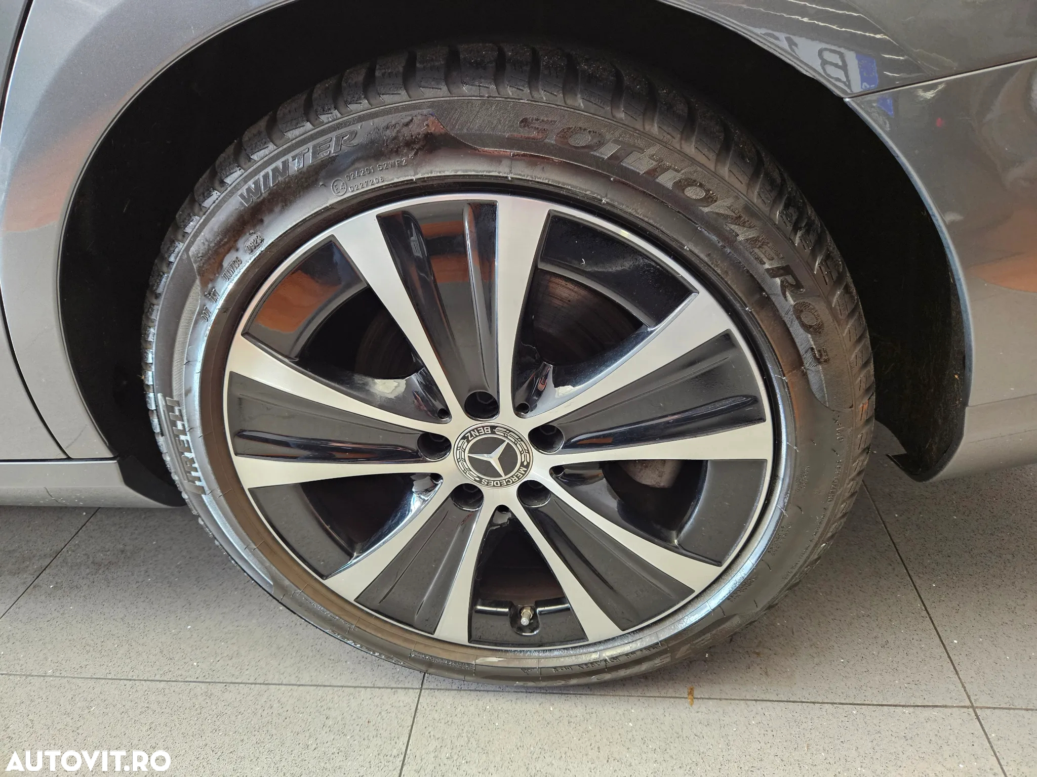 Mercedes-Benz E 300 de 4MATIC Aut. - 9