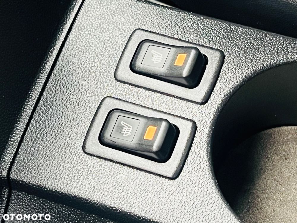 Mazda 5 2.0 Exclusive + - 20