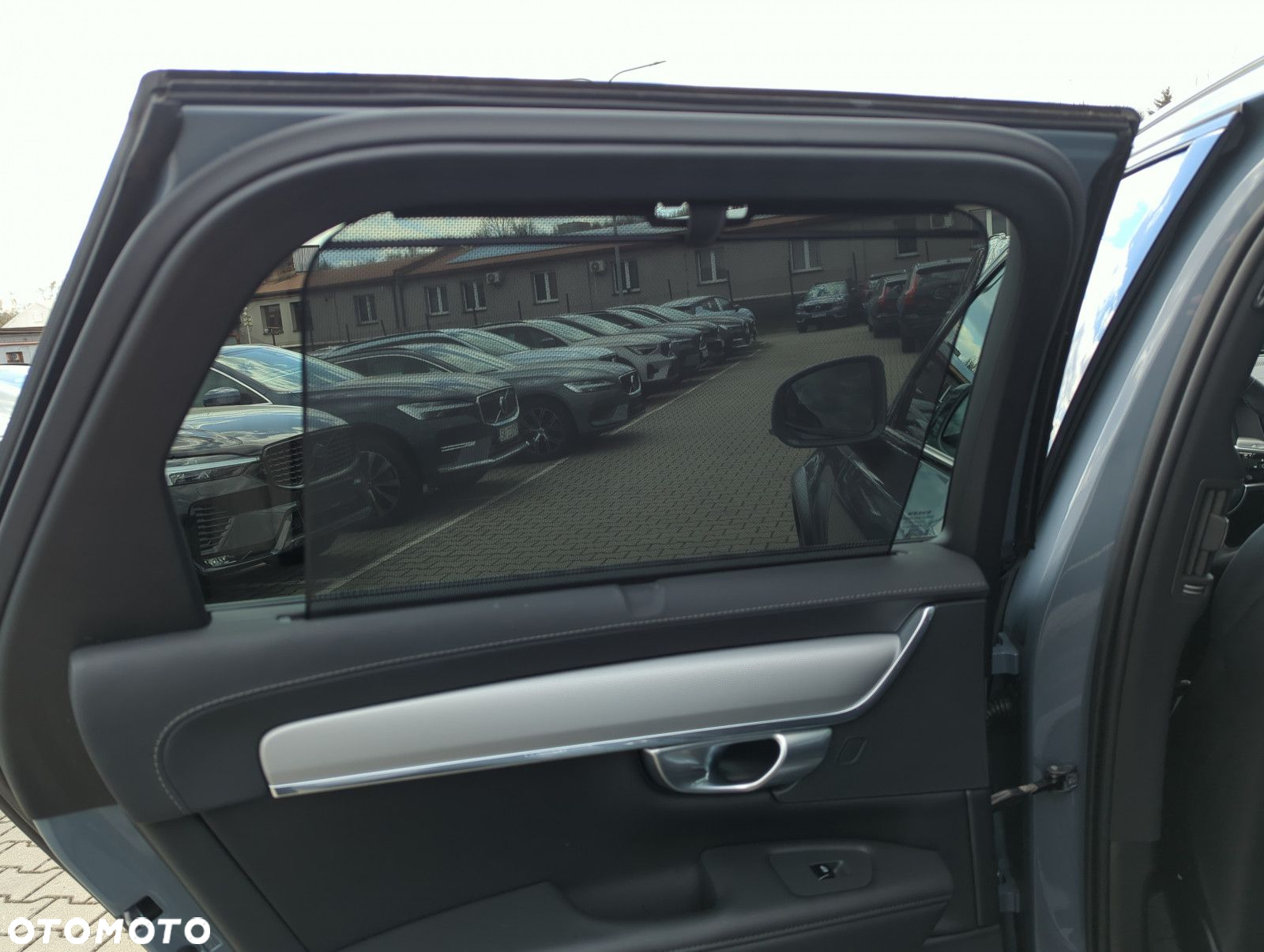 Volvo V90 Cross Country - 20