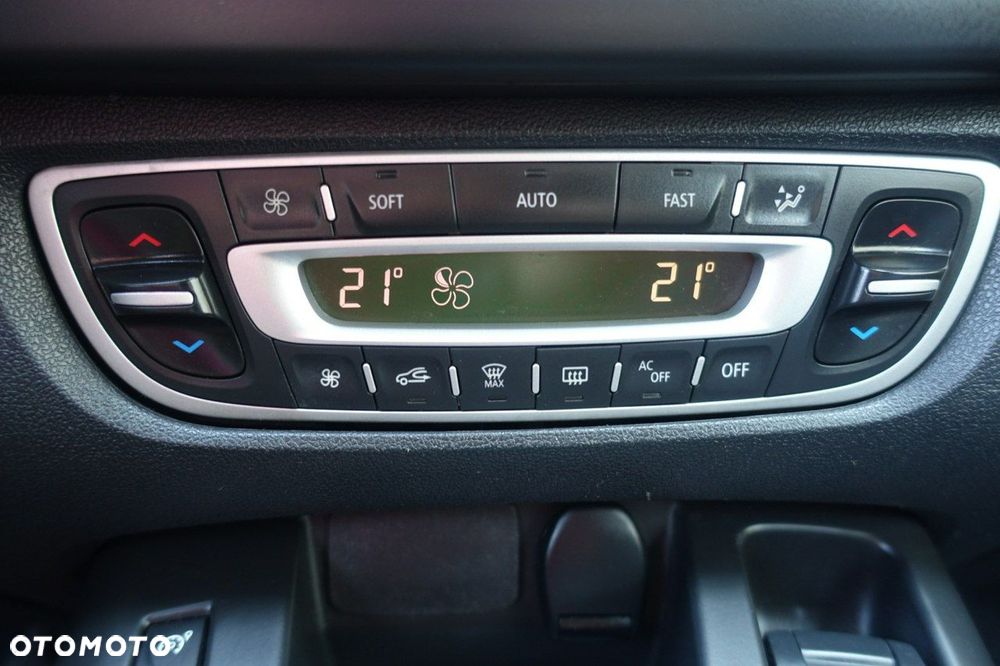 Renault Scenic - 28