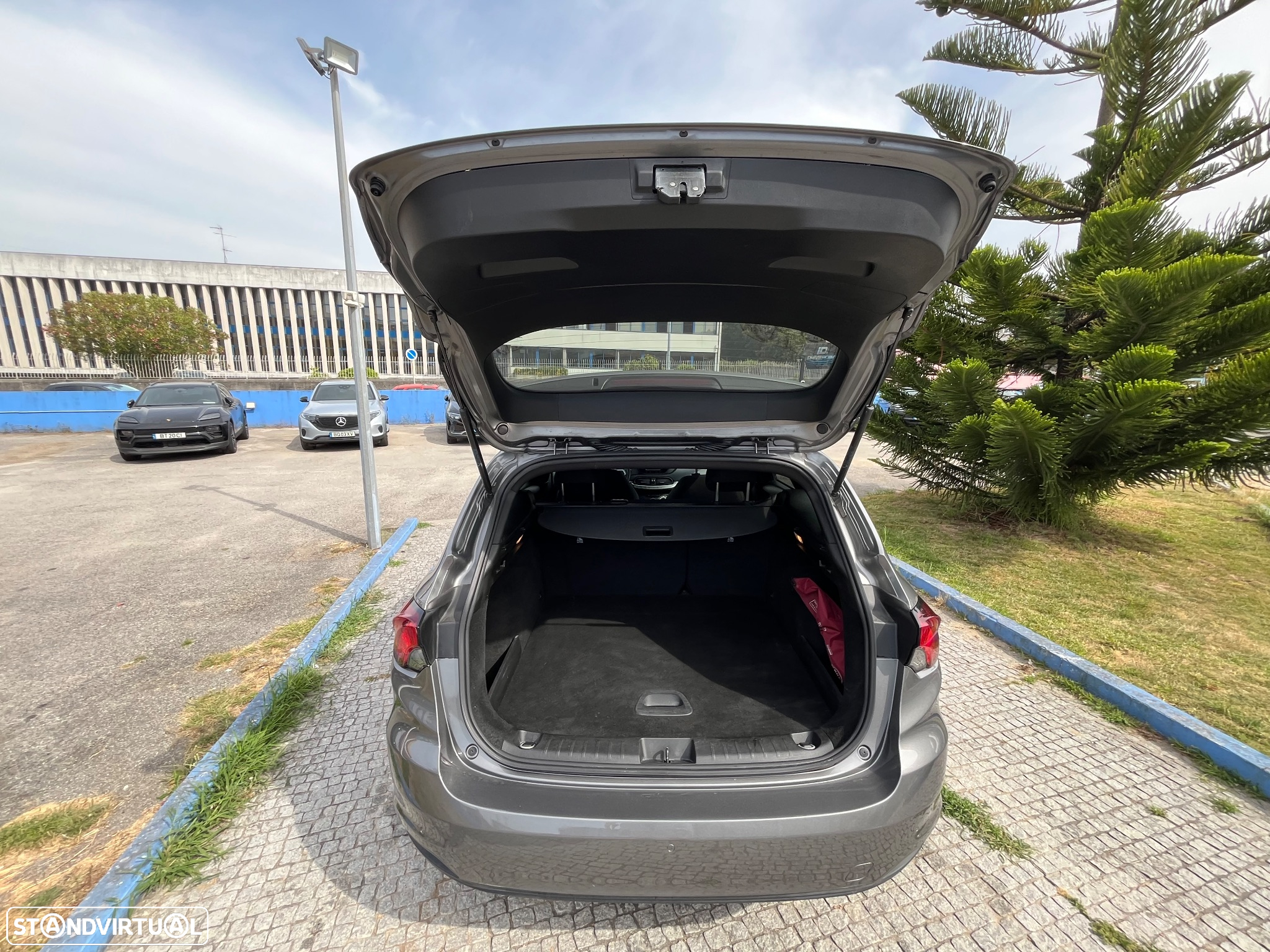 Fiat Tipo Station Wagon 1.3 M-Jet Street - 18