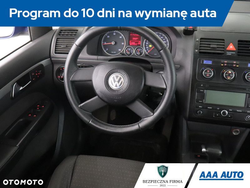 Volkswagen Touran - 9