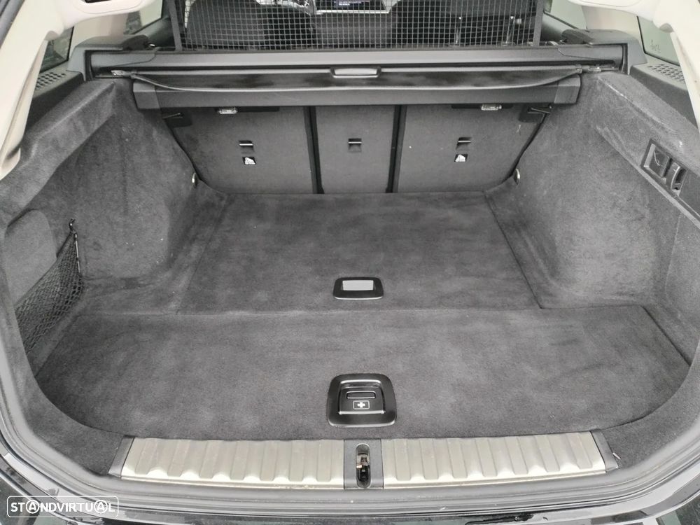 BMW 318 d Essence - 9