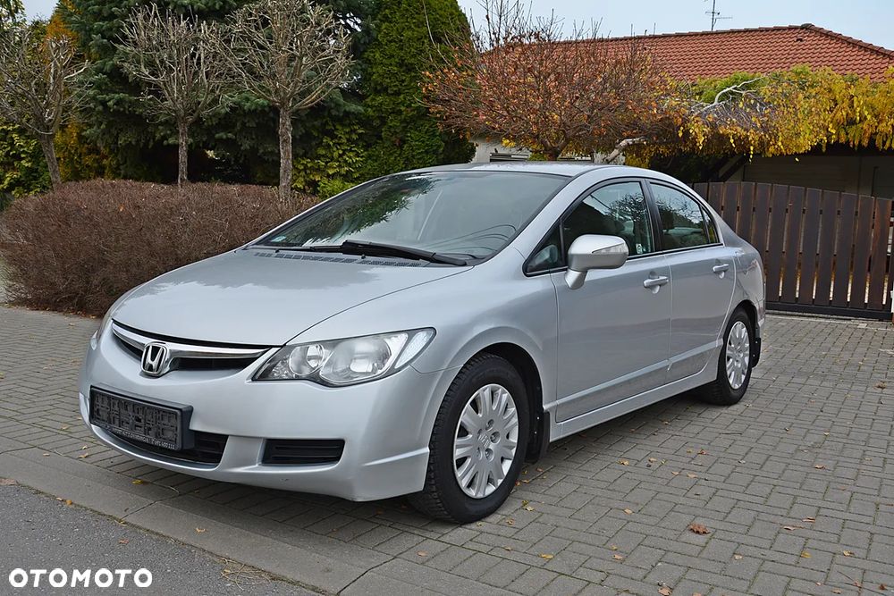 Honda Civic 1.8 Executive - 3