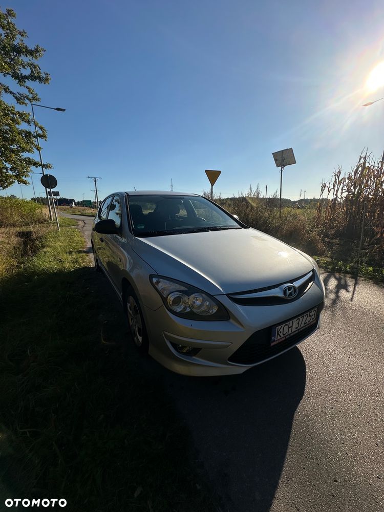 Hyundai I30 2011 photo 3