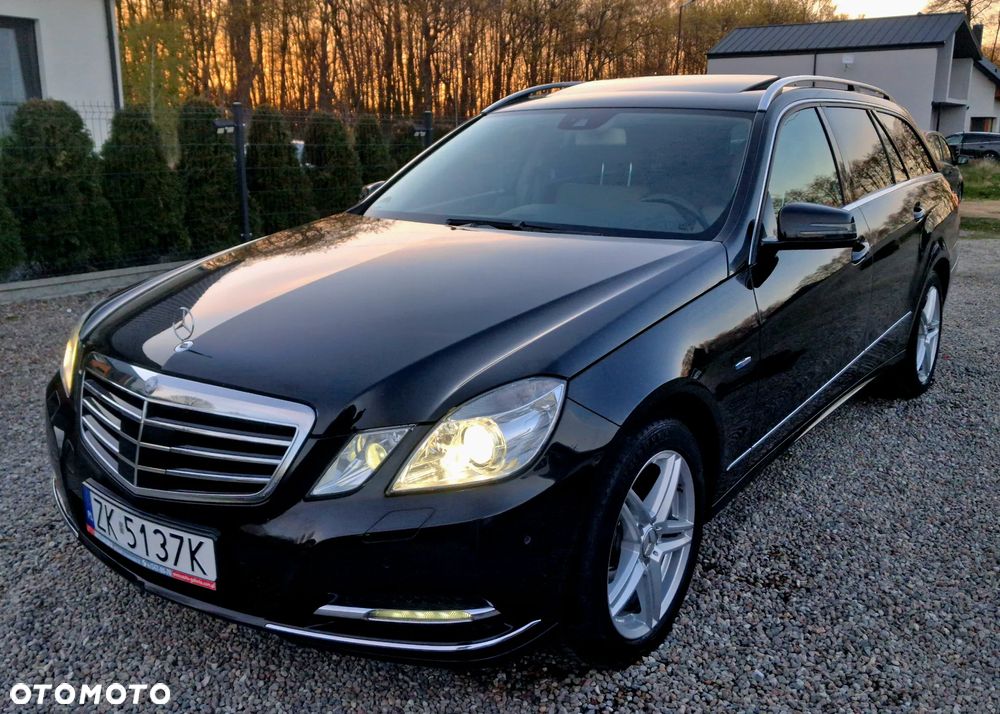 Mercedes-Benz Klasa E 350 CDI 4-Matic BlueEff Avantgarde - 1