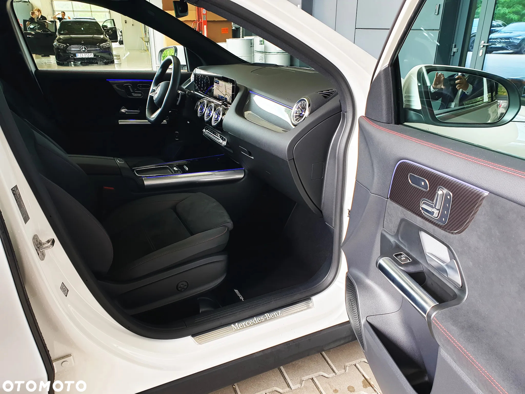 Mercedes-Benz GLA 200 AMG Line - 19