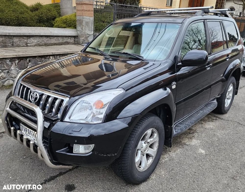 Toyota Land Cruiser - 2