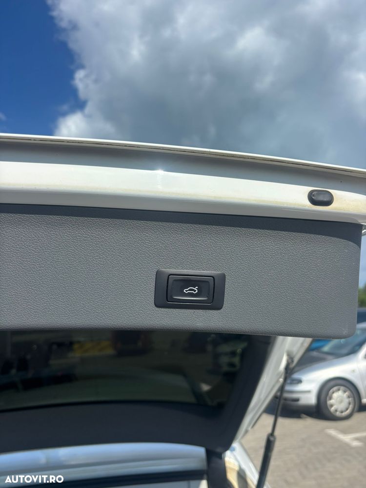 Audi A4 2.0 TDI quattro Stronic - 18