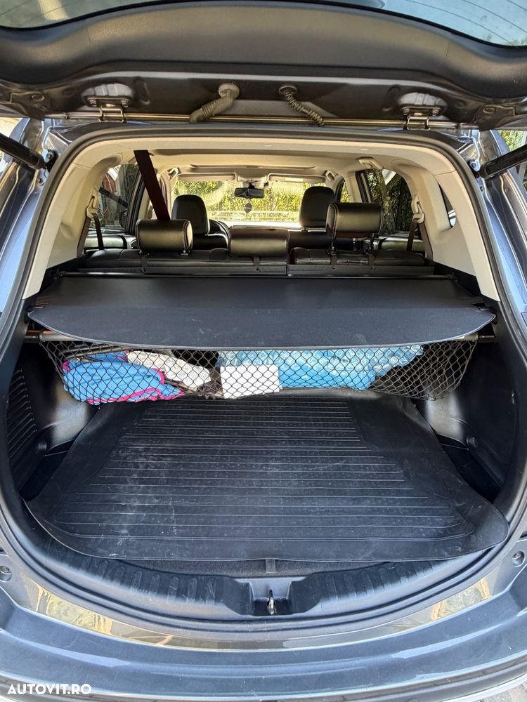 Toyota RAV4 2.5 VVT-i 4x4 Luxury - 14