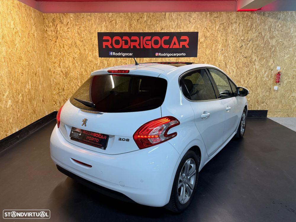 Peugeot 208 82 VTI Allure - 3