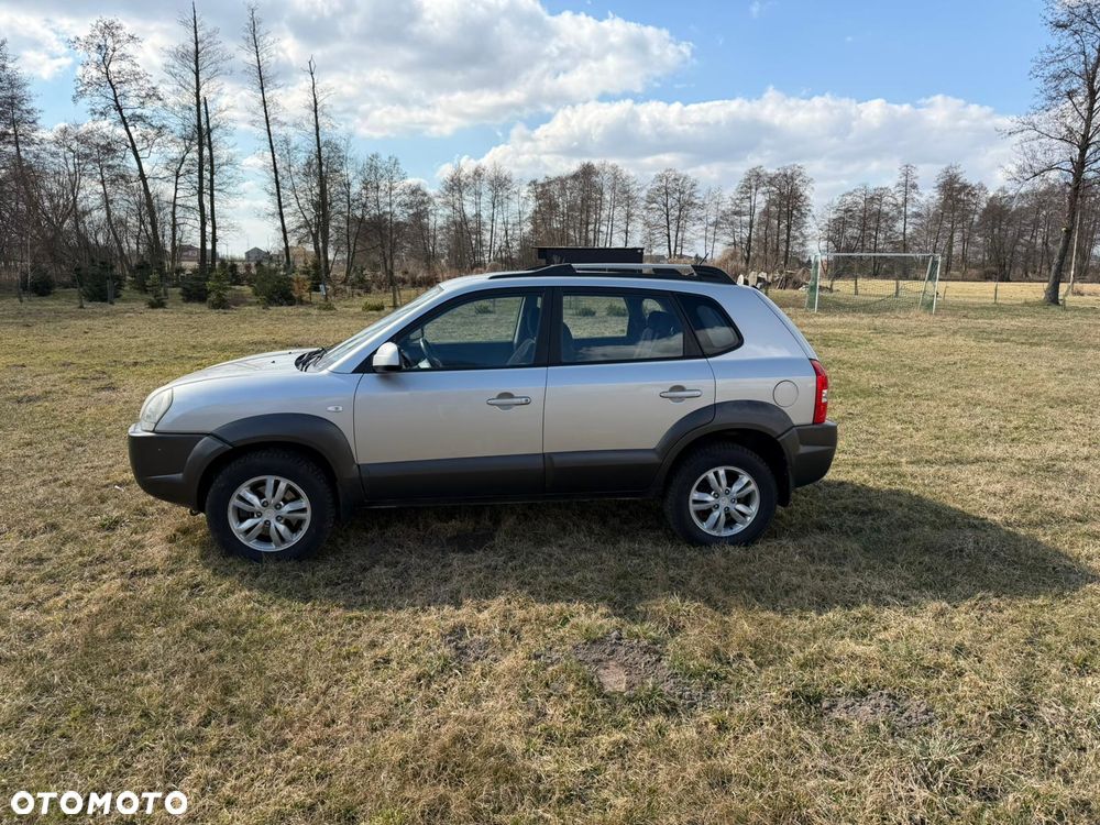 Hyundai Tucson 2.0 CRDi VGT 2WD GLS - 2