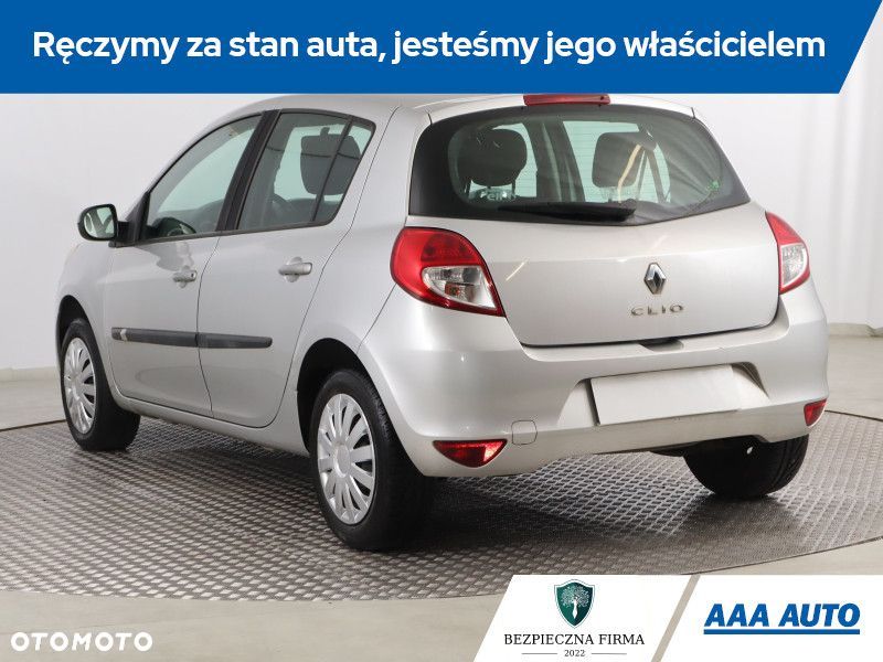 Renault Clio - 5