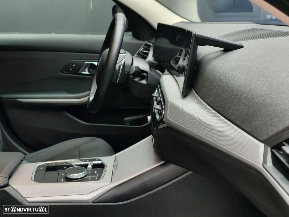 BMW 320 e Aut. Sport Line - 27