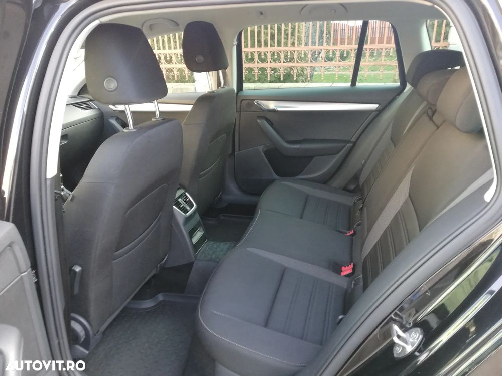 Skoda Octavia 2.0 TDI Ambition - 13
