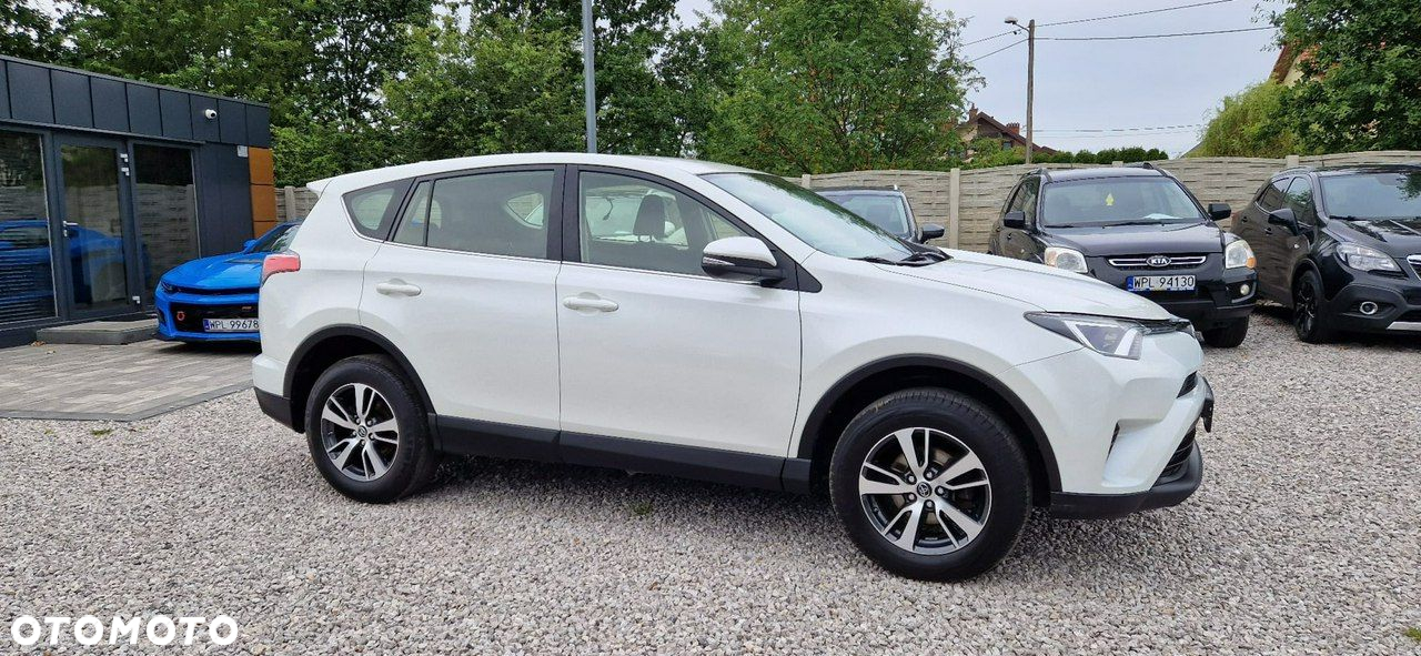 Toyota RAV4 - 13