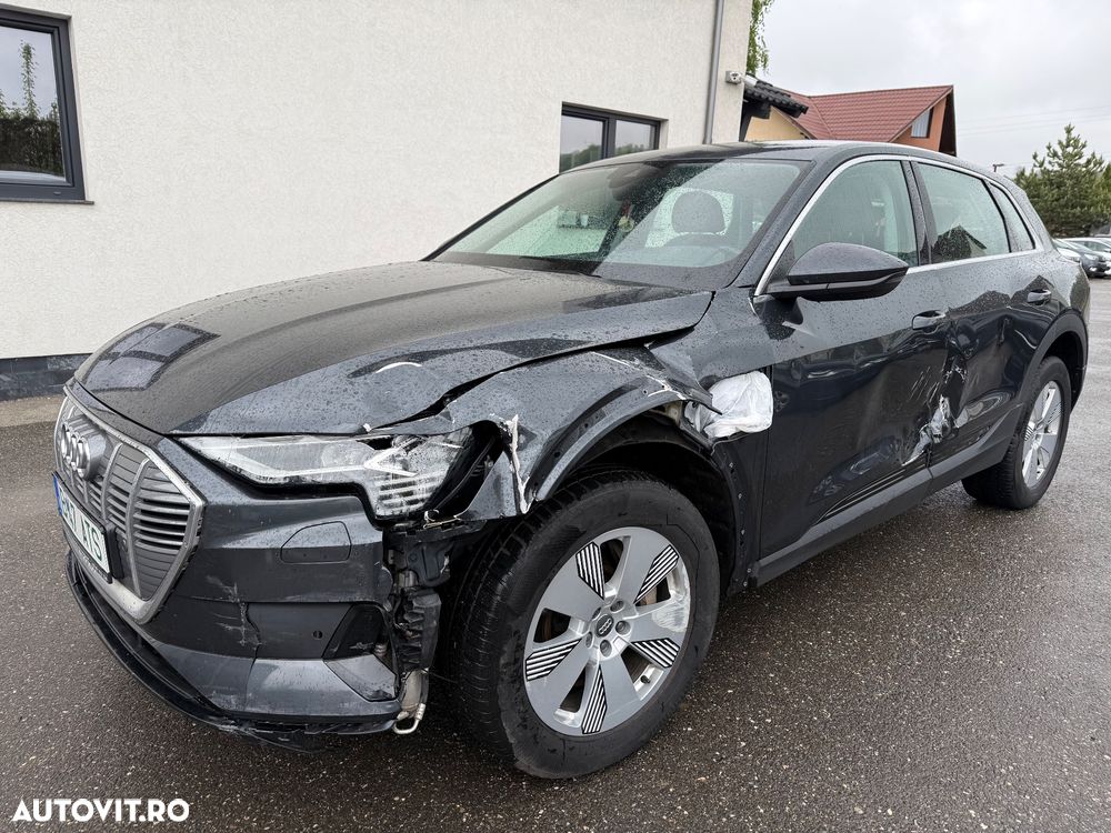 Audi e-tron - 18