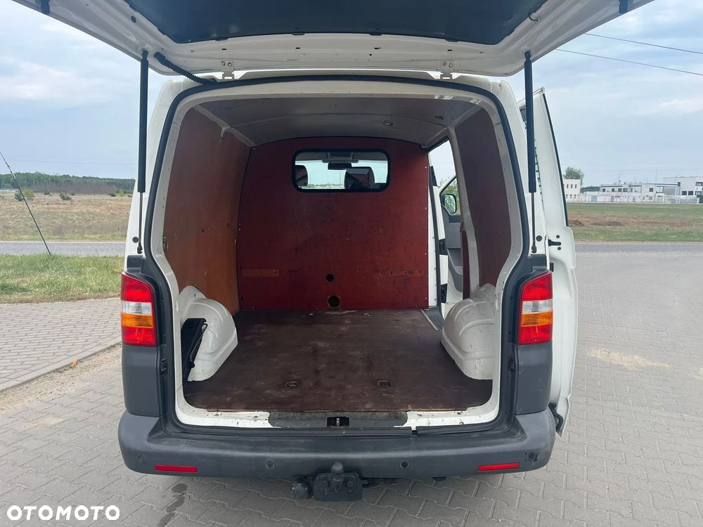 Volkswagen Transporter T5 - 8