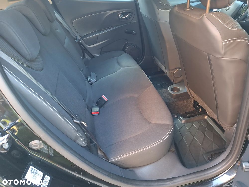 Renault Clio 1.2 16V 75 Start - 11