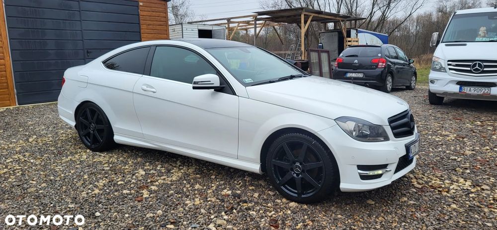 Mercedes-Benz Klasa C 180 (BlueEFFICIENCY) - 4