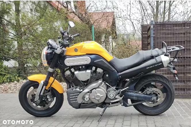 Yamaha MT - 7