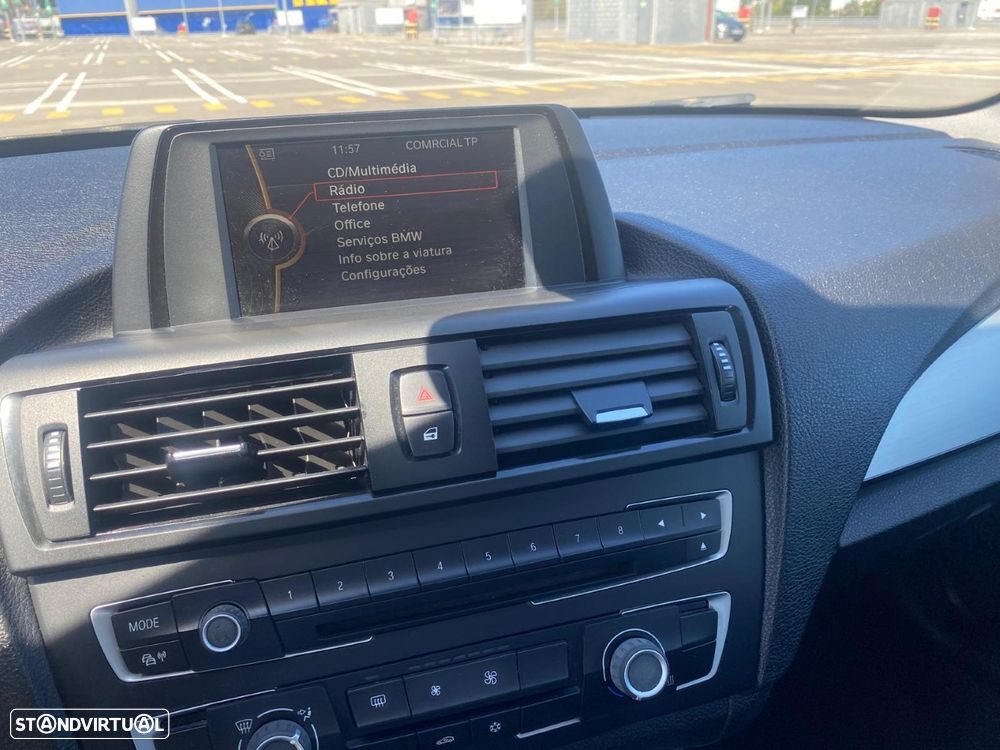 BMW 116 dA Line Sport - 15