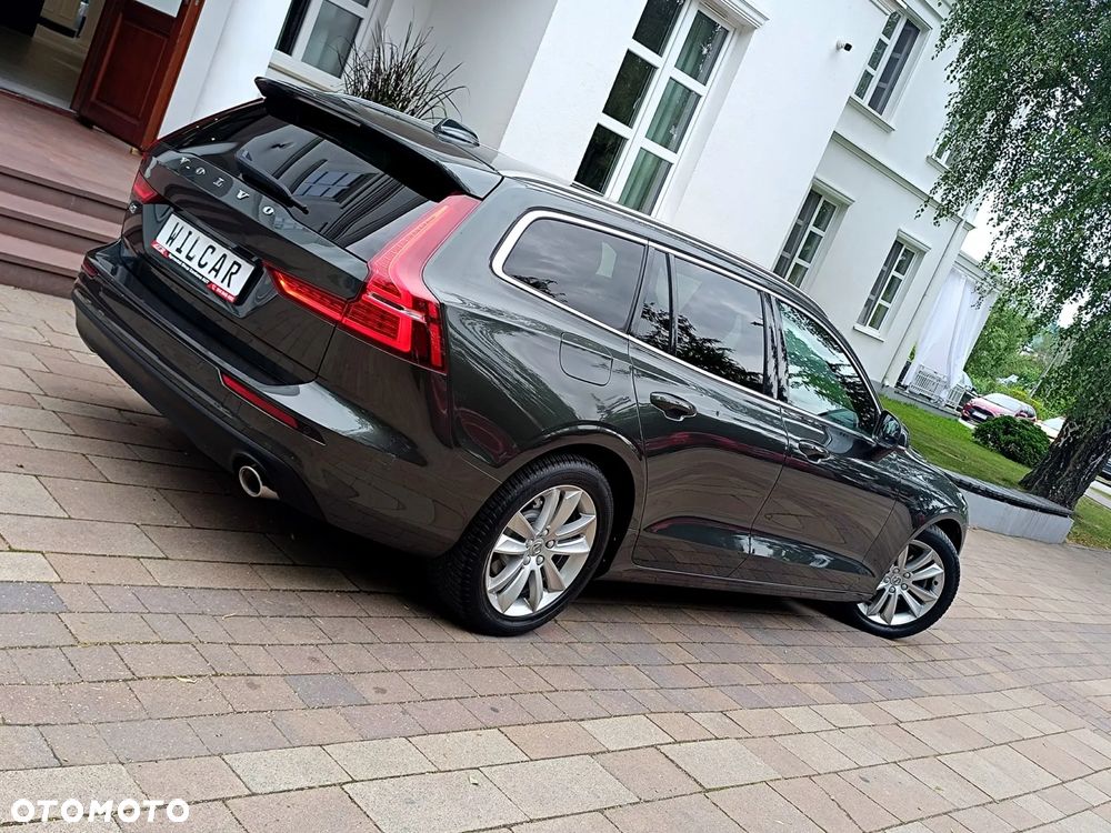 Volvo V60 D3 Momentum Core - 13
