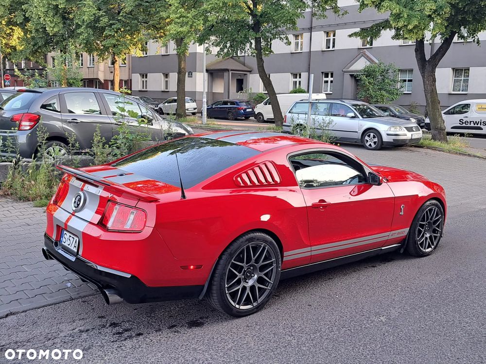 Ford Mustang - 8