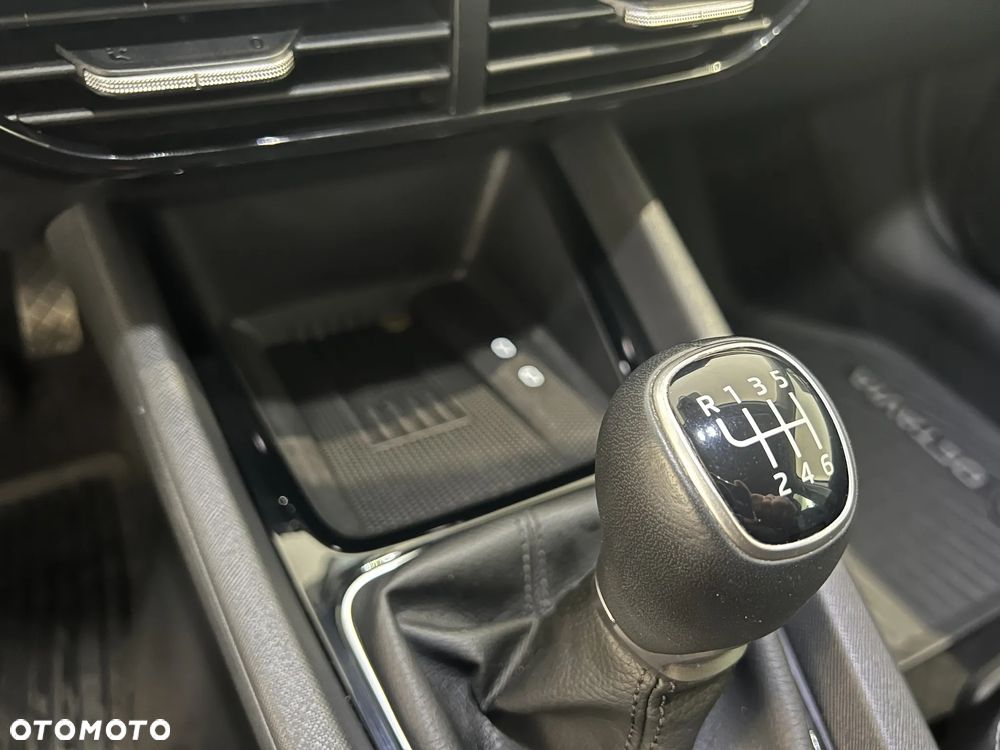 Skoda Octavia 1.5 TSI Selection - 21