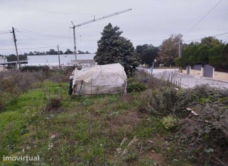Terreno para construção - Grande imagem: 2/3