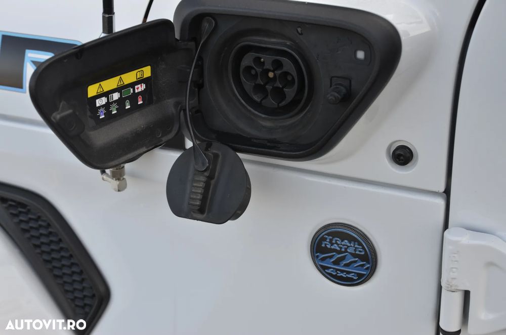 Jeep Wrangler - 37