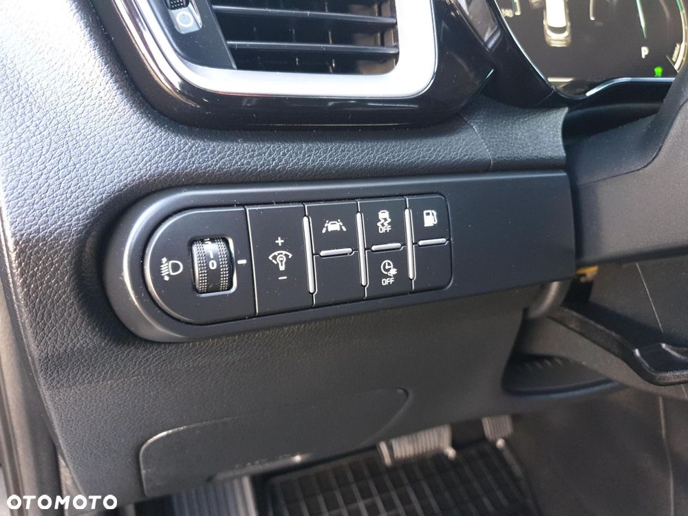 Kia XCeed 1.6 GDI PHEV L Business Line DCT - 19