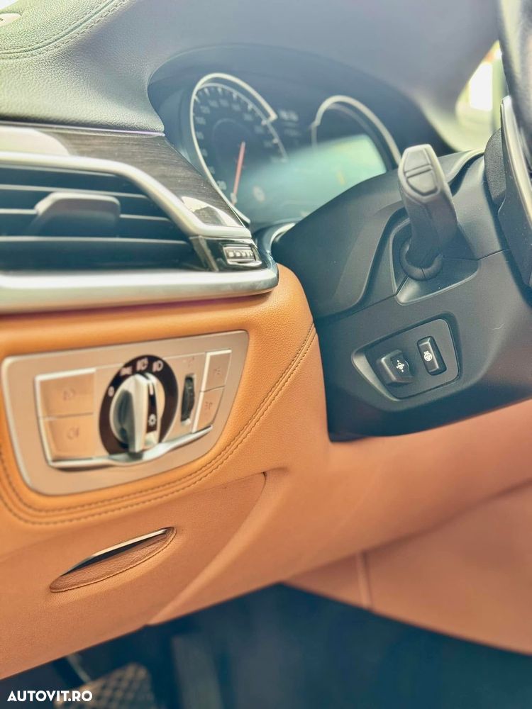 BMW Seria 7 730d xDrive - 30