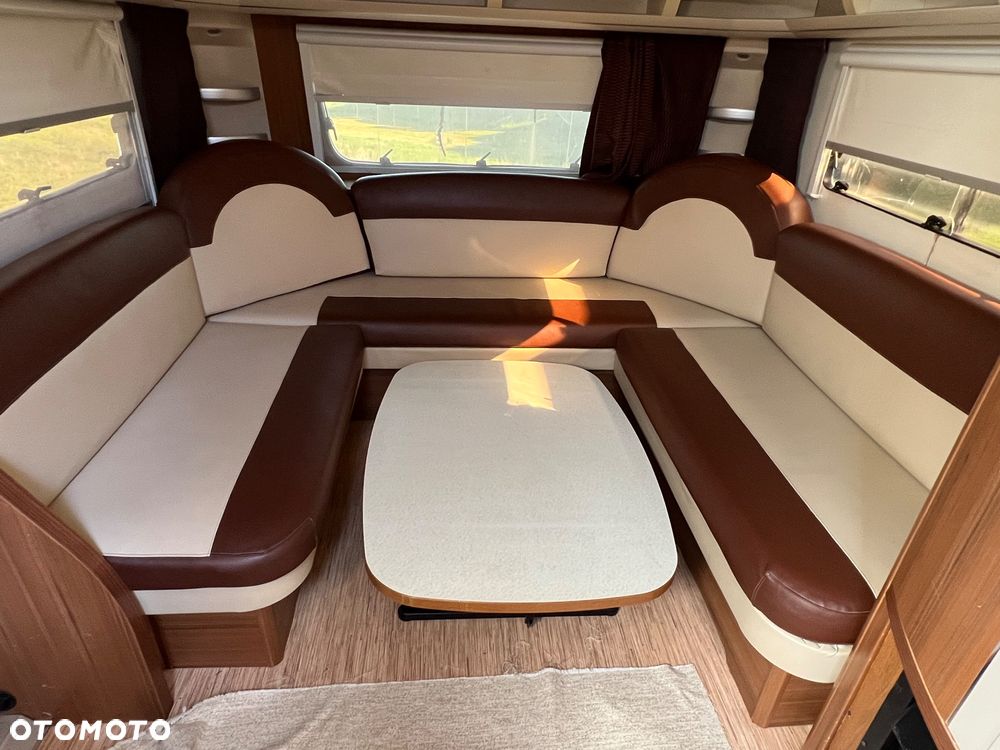 Hobby PREMIUM 610 2013r. I inne Fendt DIAMANT 590 i LMC kondor 650 i Caravelair PRESTIGE 610 i Dethlefs EMOTION 700 i Tabbert VIVALDI 450 i Caravelair RUBIS 395 - 34