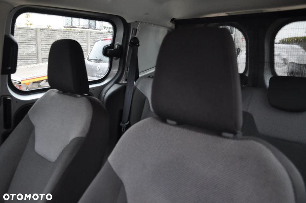 Ford Transit Courier - 10
