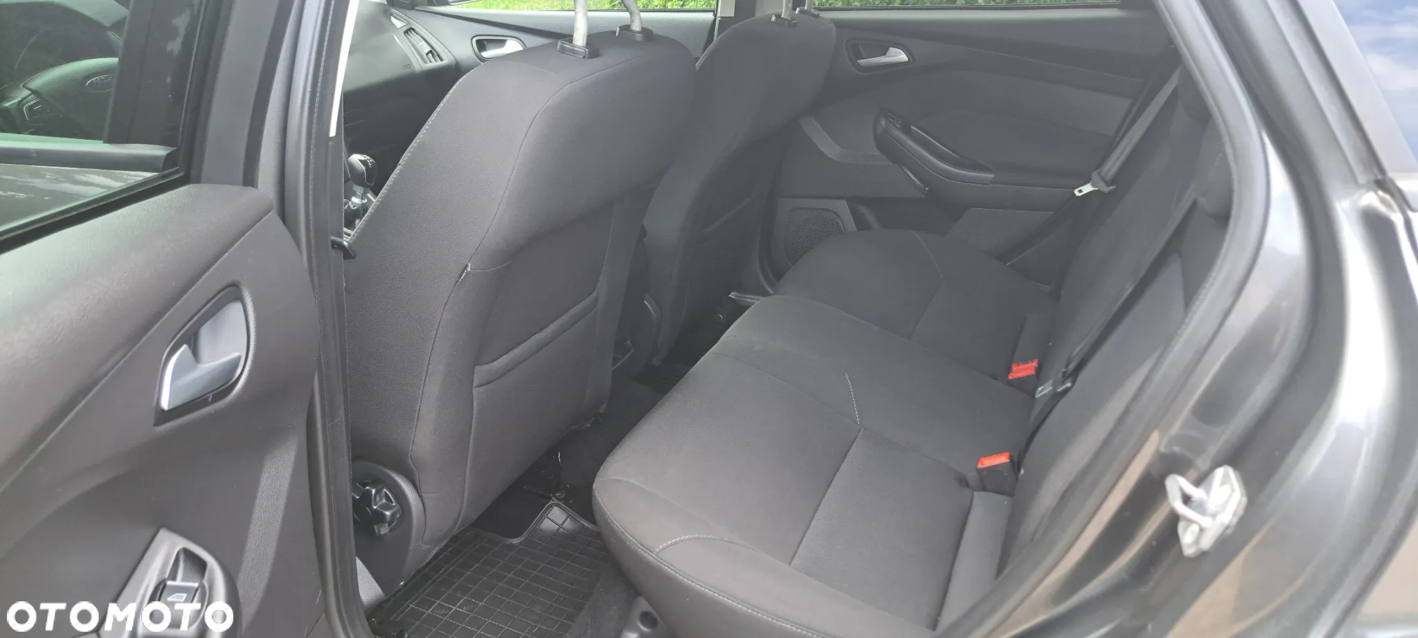 Ford Focus - 25