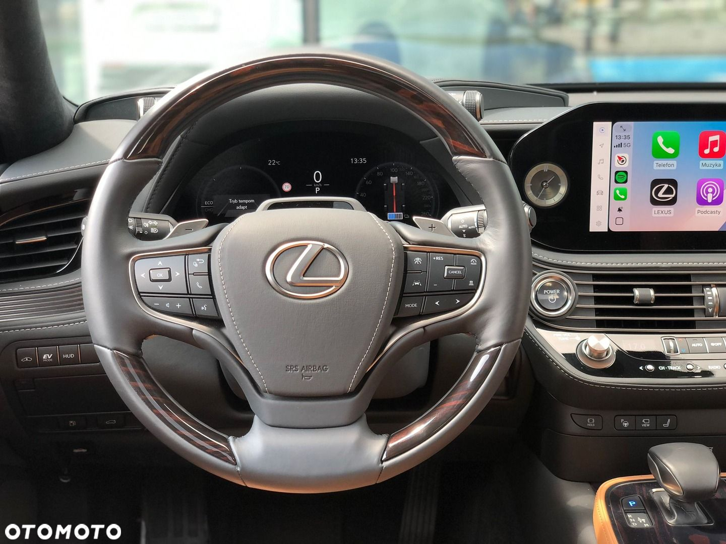Lexus LS - 15