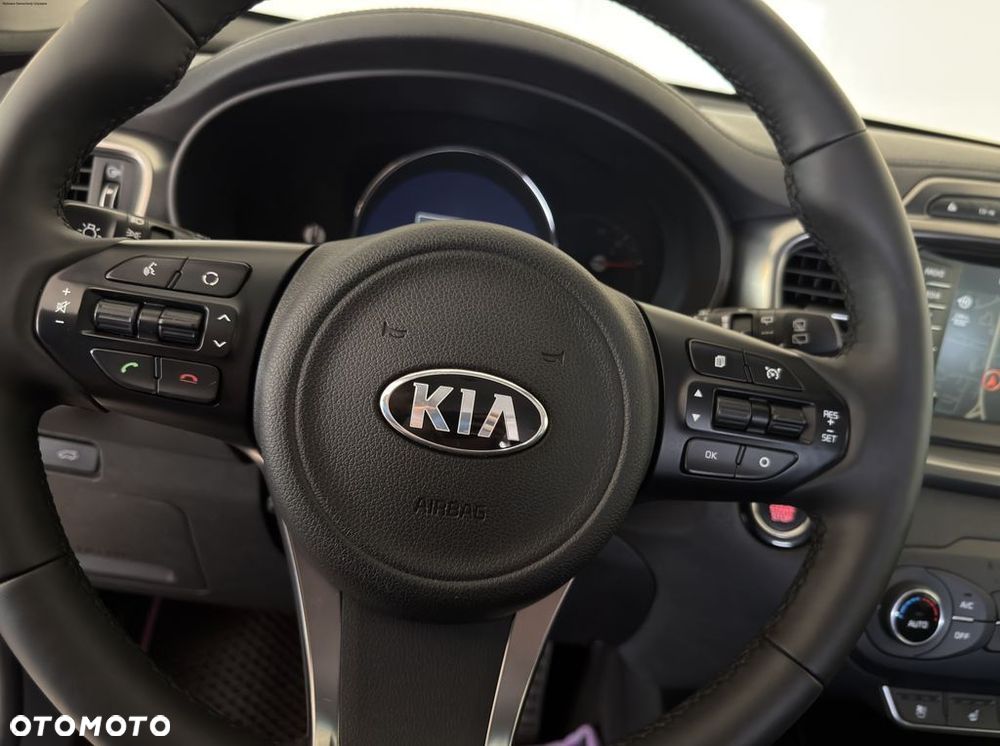 Kia Sorento - 12