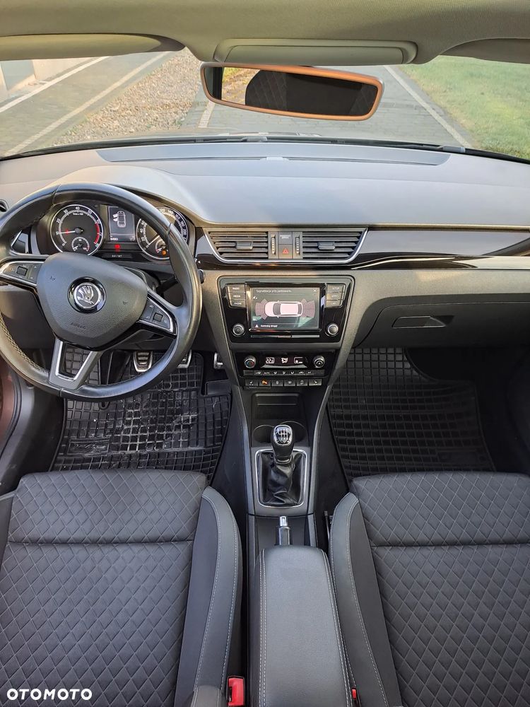 Skoda RAPID 1.0 TSI Style - 13