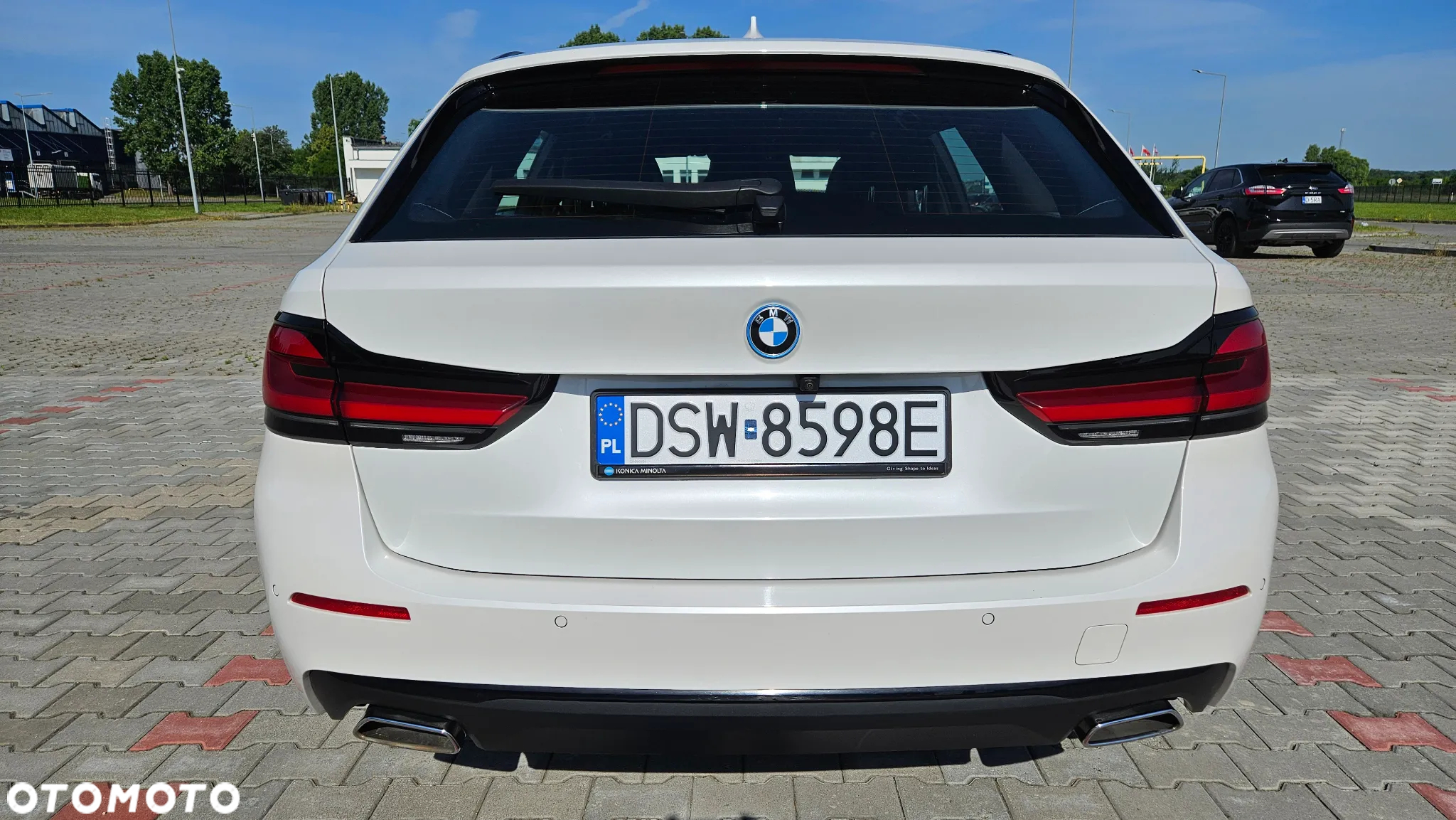 BMW Seria 5 520e - 6