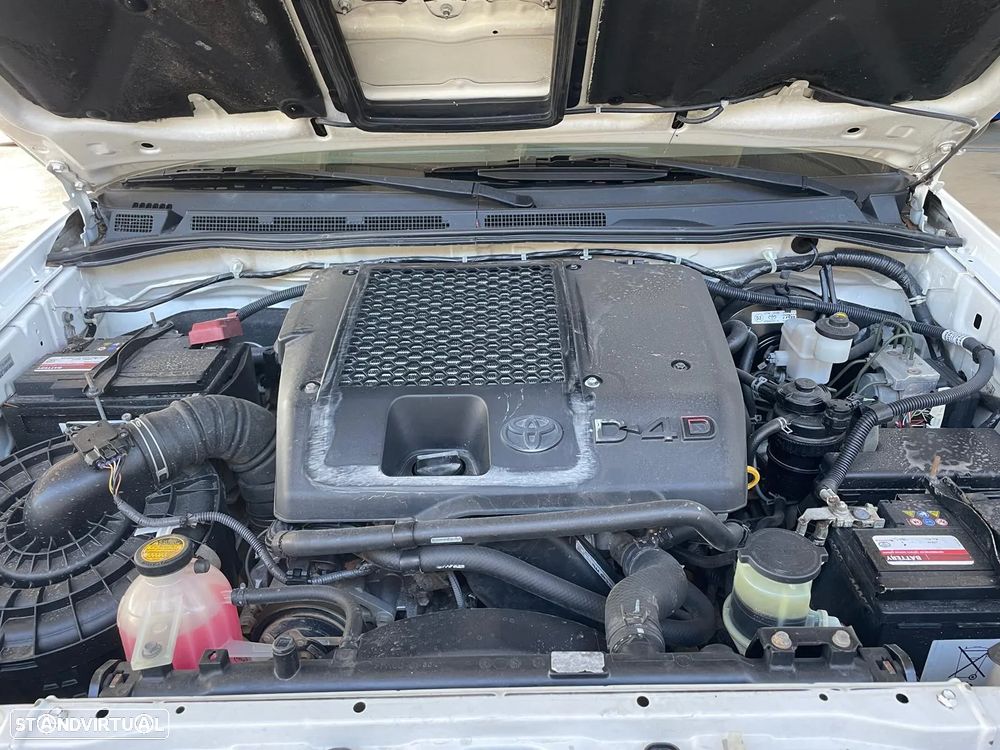 Toyota Hilux 2.5 D-4D 2WD CD - 21