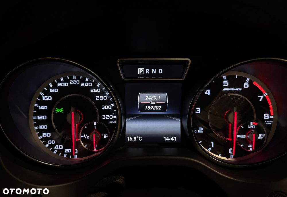 Mercedes-Benz CLA 45 AMG 4Matic 7G-DCT Edition 1 - 36
