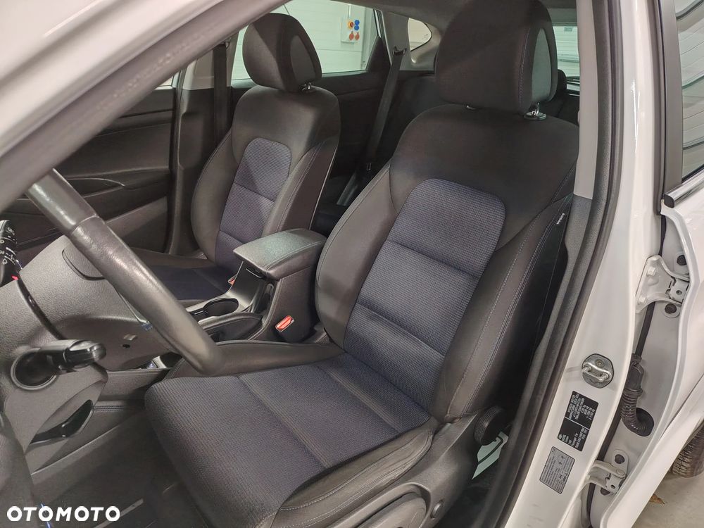 Hyundai Tucson 1.6 T-GDI TourdePologne 2WD - 21