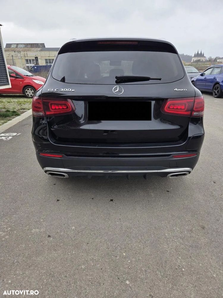 Mercedes-Benz GLC - 2